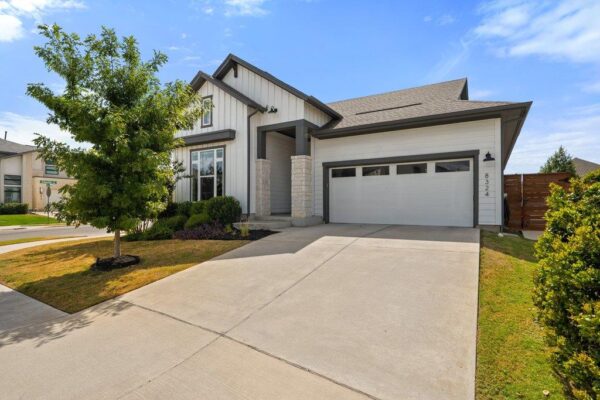 8324 Looksee Ln, Austin