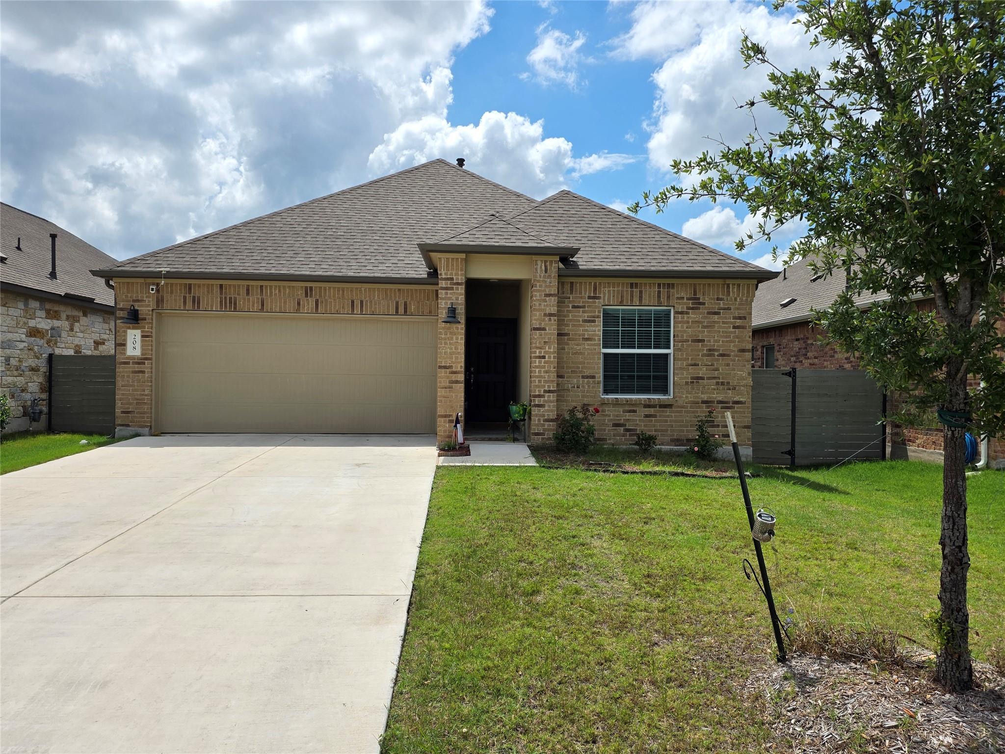 208 Wolf Springs Rd, Georgetown, TX 78628