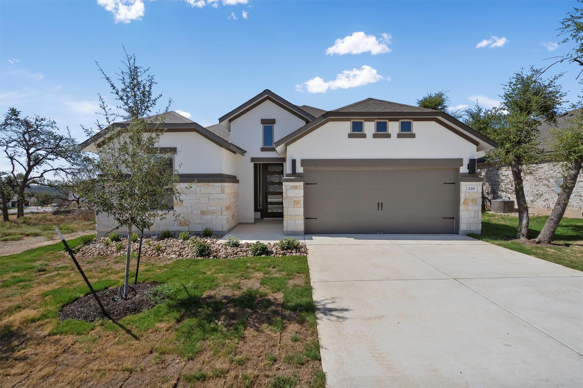 228 Scenic Hills Cir, Georgetown, TX 78628