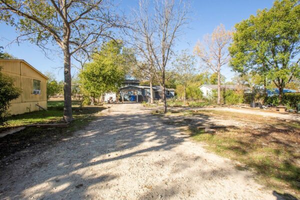 162 Mendoza Ln, Buda