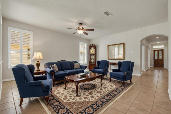 102 Lavaca Ln, Georgetown