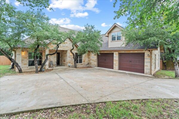 9 Caliche Ct, Wimberley