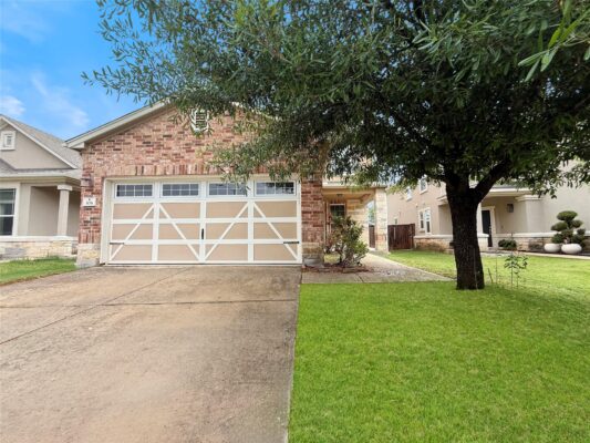 306 Danish Dr #12, Hutto