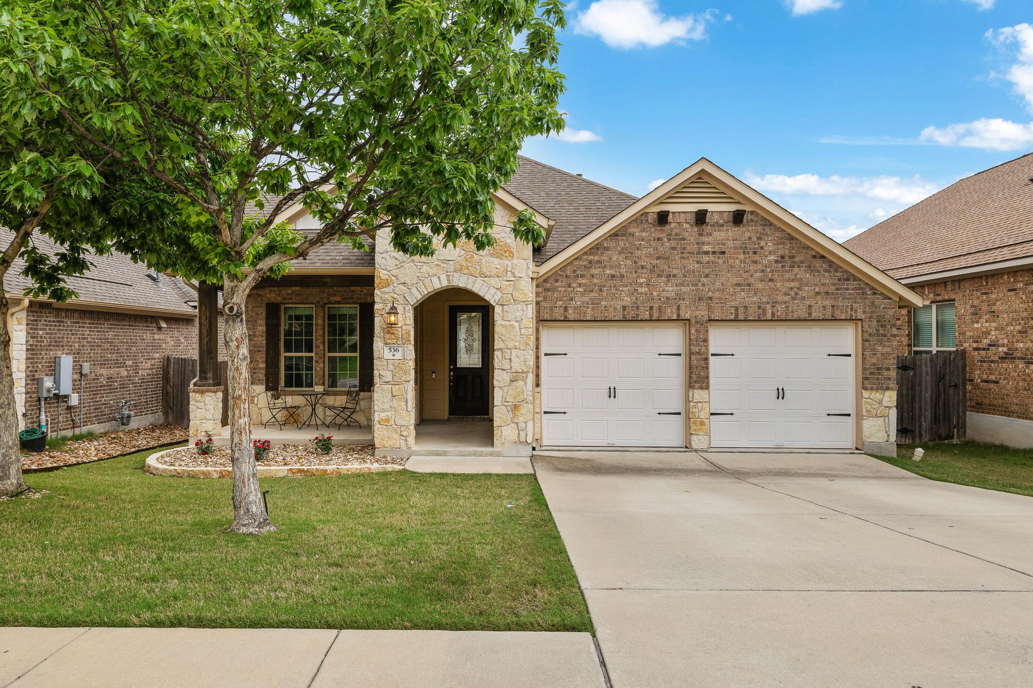 536 Peregrine Way, Leander