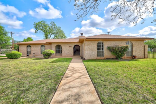 2303 Dawn Dr, Georgetown