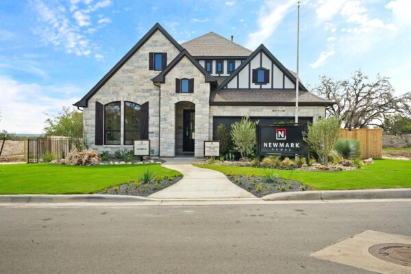 209 Missouri Primrose Ln, San Marcos