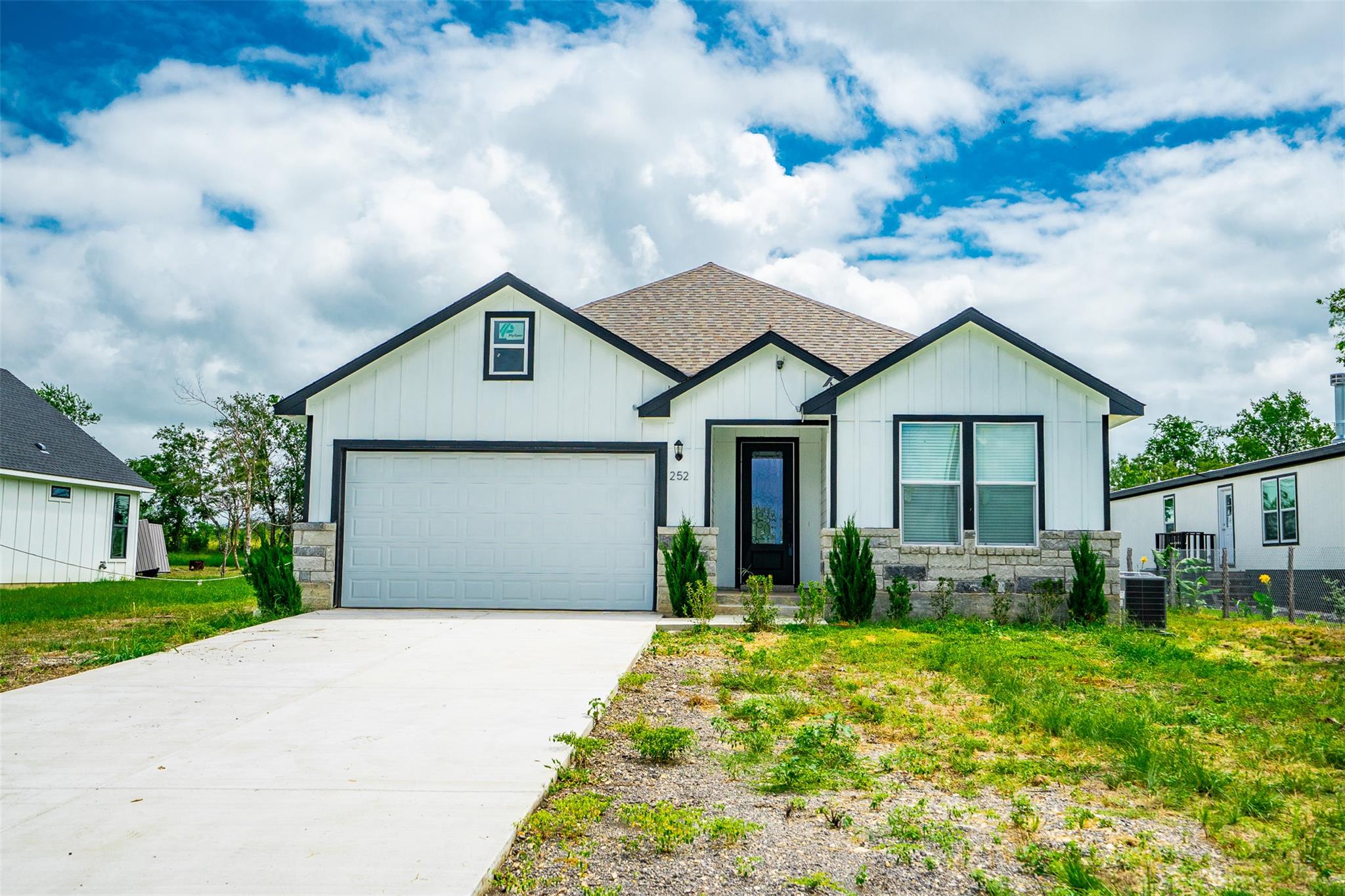 252 Amaranta Ln, Del Valle, TX 78616