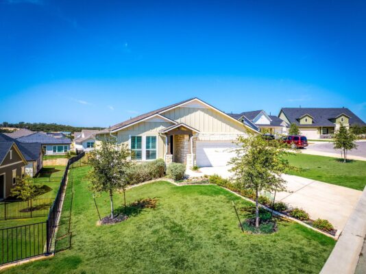 115 Twisting Crest Cv, San Marcos