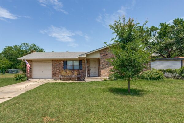 1516 McLain St, Taylor
