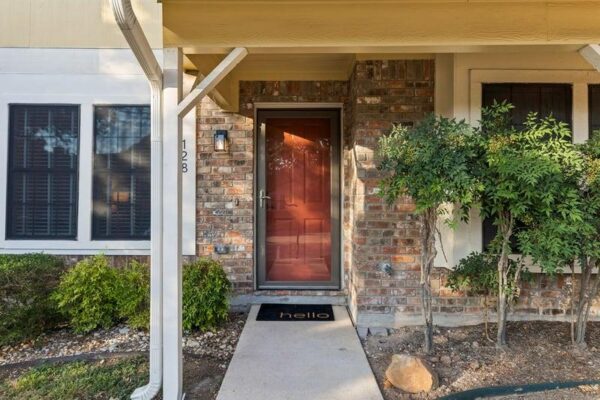 11901 Swearingen Dr #128, Austin