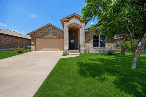 18717 Leigh Ln, Pflugerville
