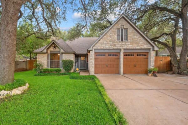 805 Angleton Cv, Austin