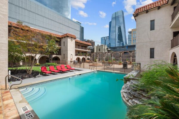 505 W 7th St #308, Austin