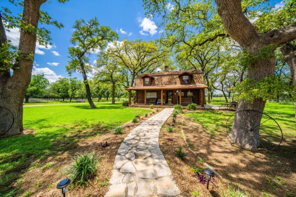 283 Hallford None, Fredericksburg
