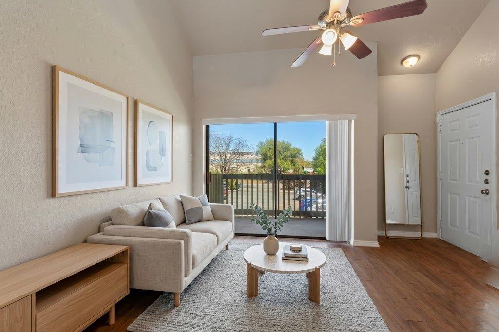 601 Nelray Blvd #17, Austin, TX 78751