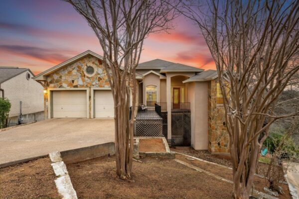 5600 SPURFLOWER Dr, Austin
