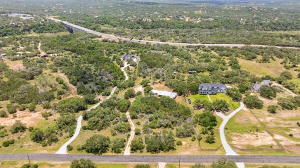 23809 Oscar Rd, Spicewood
