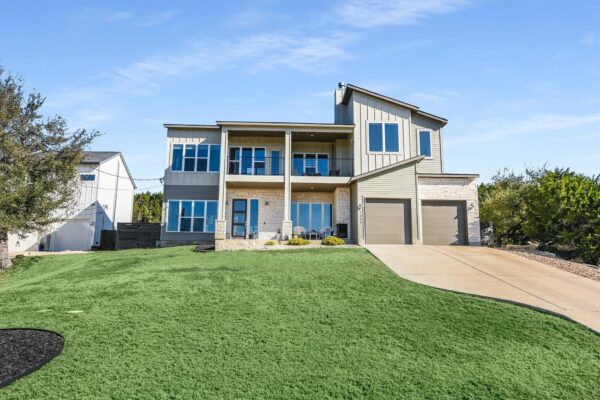 1005 Larkhall Dr, Spicewood