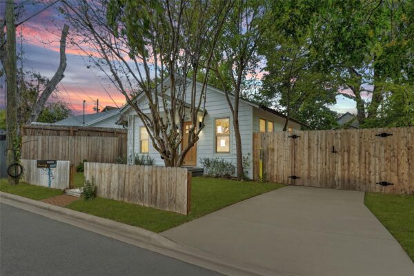 2404 Santa Rita St, Austin