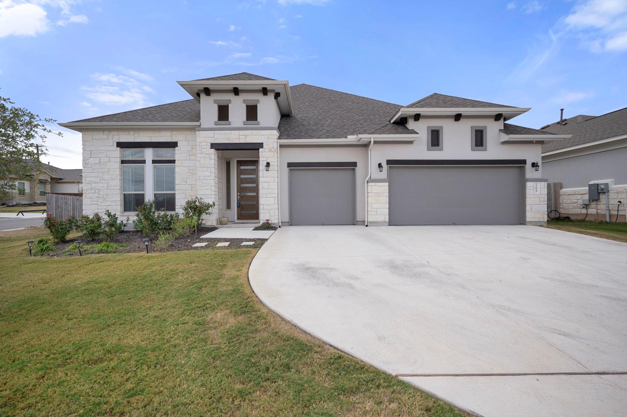 165 Eclipse Dr, Austin, TX 78737