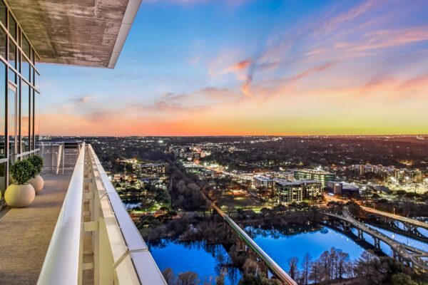 222 West Ave #3002, Austin