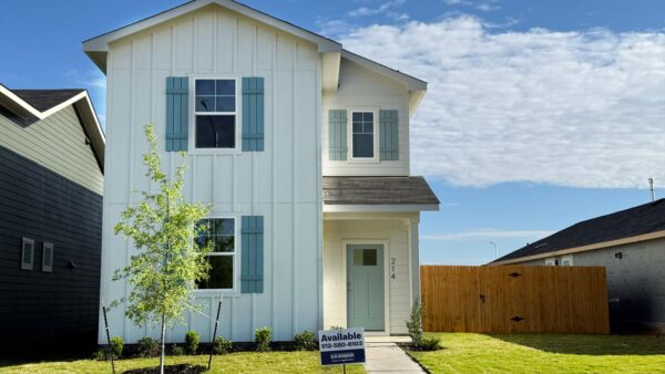 214 CONSTANZA Trl, Bastrop