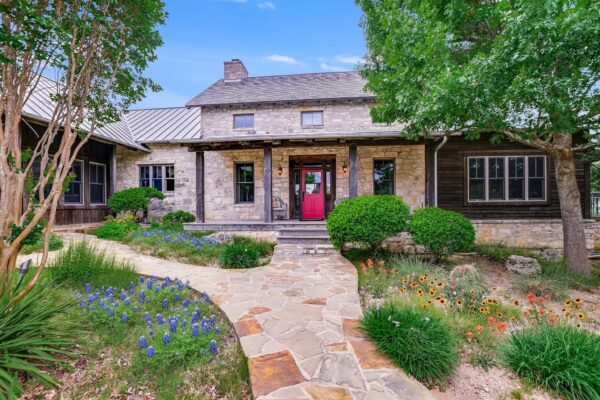170 Sandstone Rdg, Marble Falls