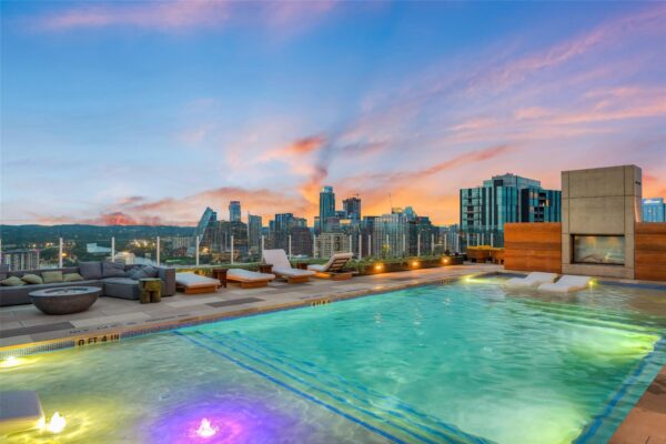 48 East Ave #3209, Austin