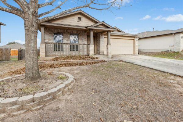 386 Paddington Dr, Kyle