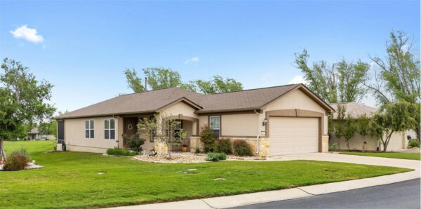 104 Monument Hill Trl, Georgetown