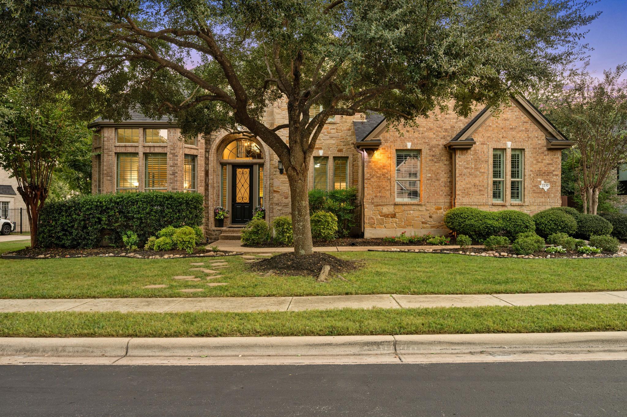 2237 Hamlet Cir, Round Rock, TX 78664