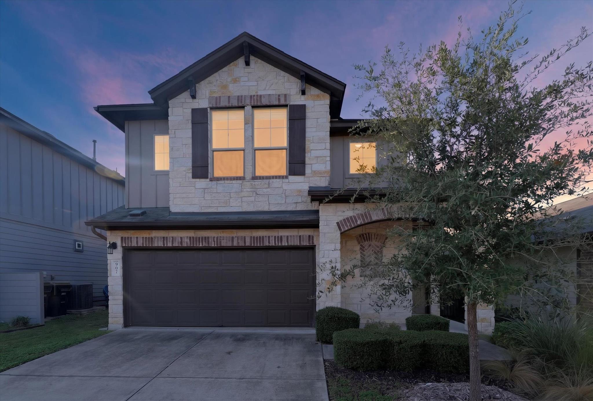907 Sleepy Dell Ln, Austin, TX 78748