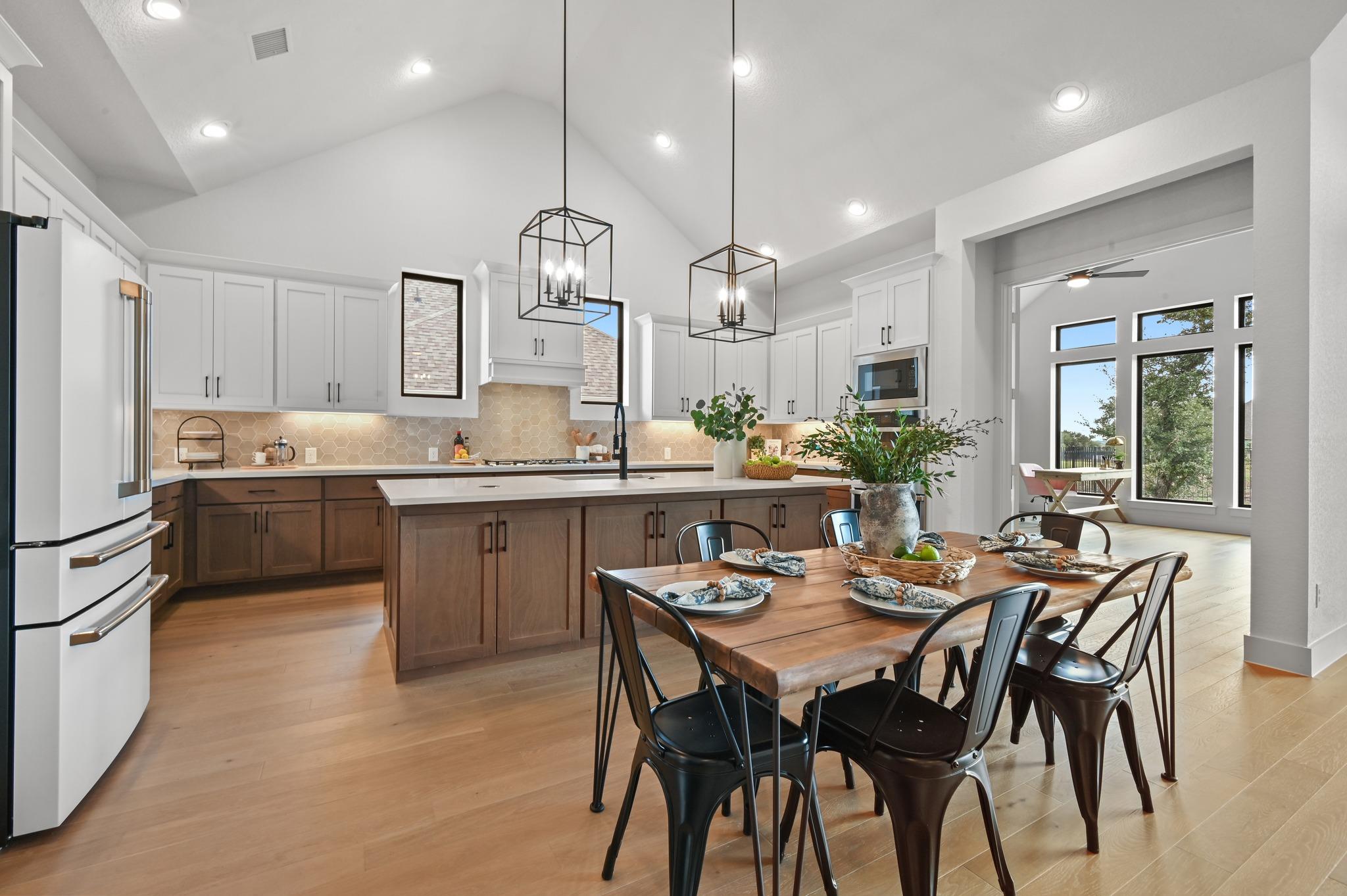 461 Leaning Rock Rdg, Austin, TX 78737