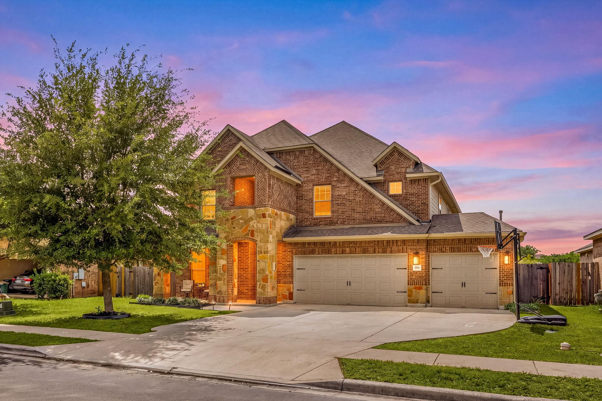 225 Pettigrew Path, Buda, TX 78610