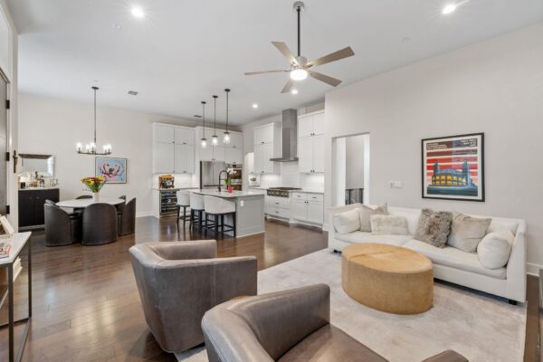 4205 Elevator Dr, Austin