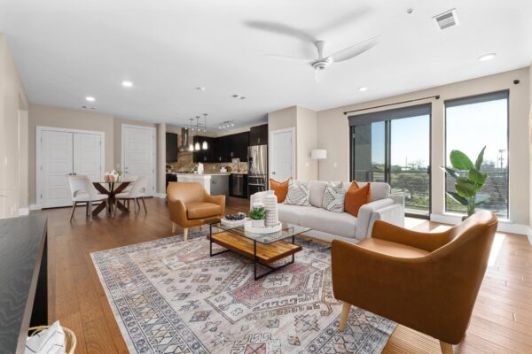 1615 E 7th St #402, Austin