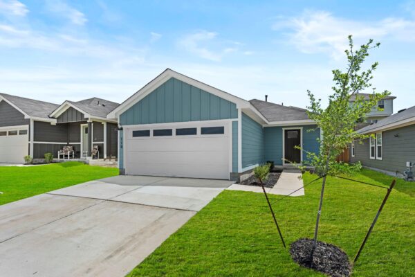 118 Schuenemann Way, Uhland