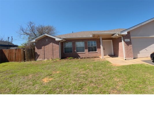 305 China Cv, Elgin