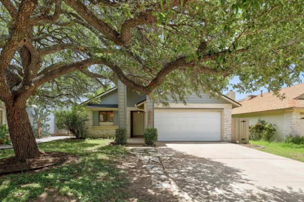 2205 Waterway Bnd, Austin