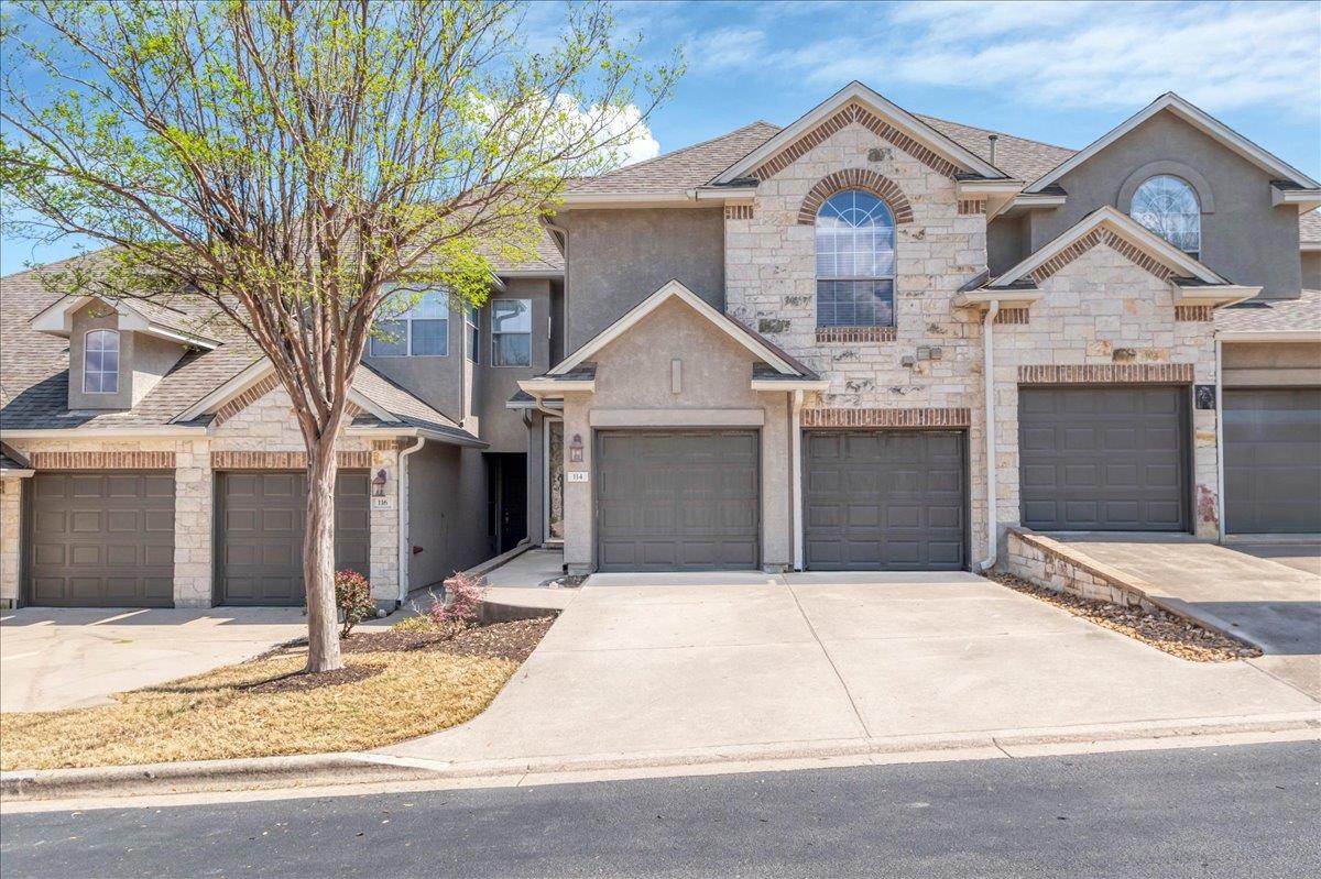 114 Aria Rdg #802, Lakeway, TX 78738