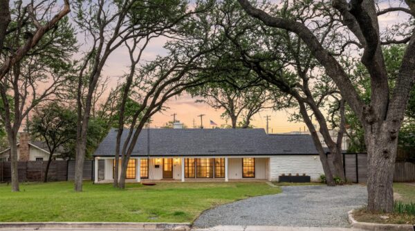 4002 Bradwood Rd, Austin