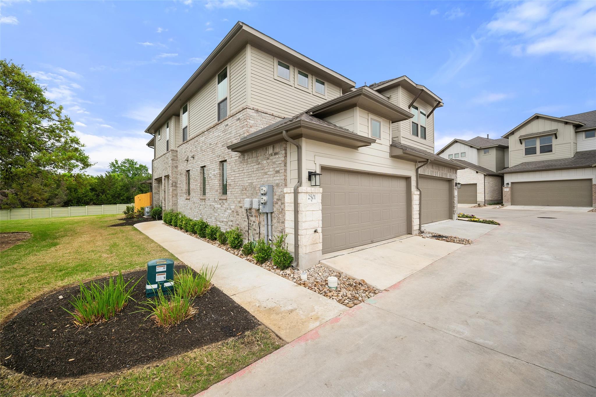 2500 Forest Creek Dr #2501, Round Rock