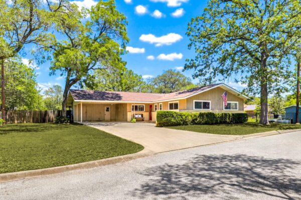 125 Glendale St, Luling
