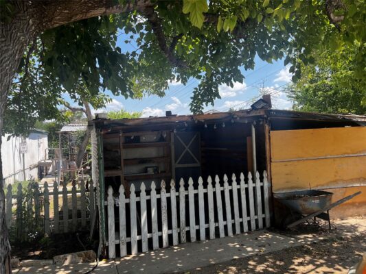 7107 Cowpoke Trl, Lago Vista