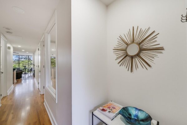 901 W 9th St #203, Austin