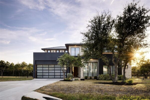 8112 Kuhn Dr, Austin