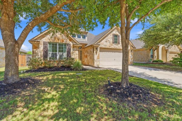 2852 Angelina Dr, Round Rock