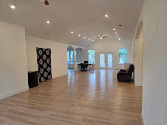 134 Plumeria Dr, Dale