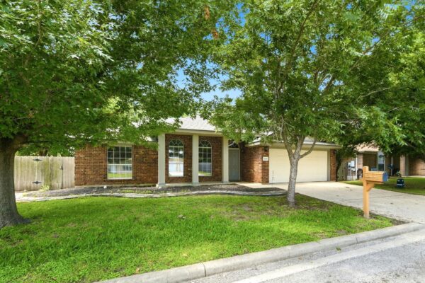 3405 Crystal Cir, Taylor