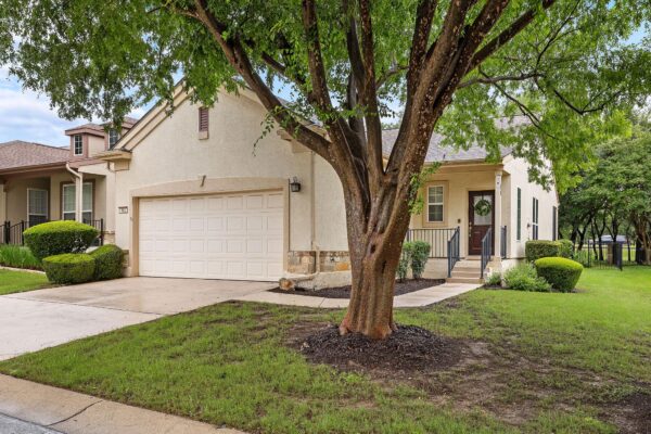 108 Farm Hill Dr, Georgetown